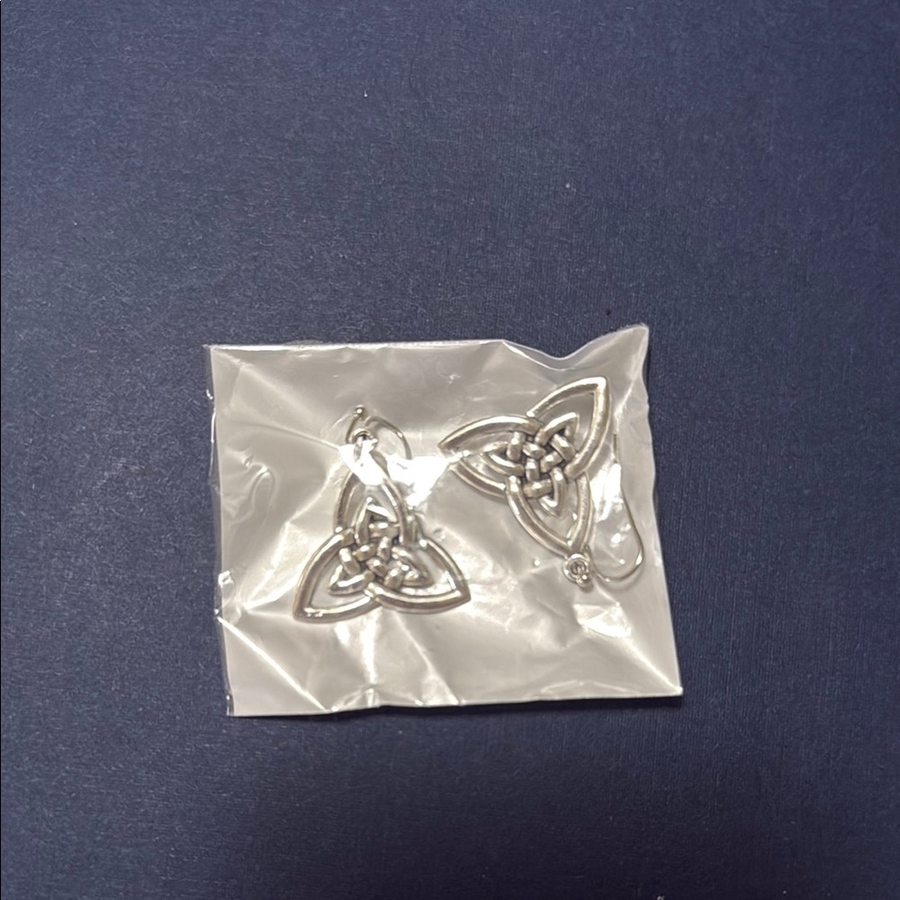 Elegant Silver Celtic Knot Earrings